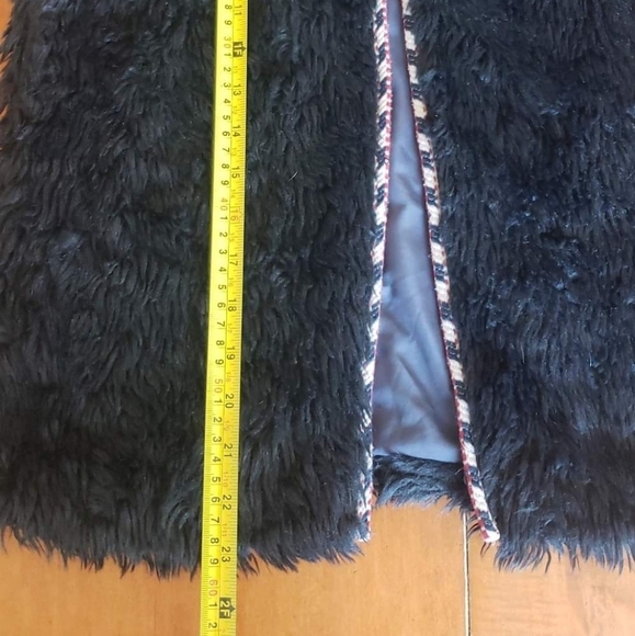 "Twenty Three" brand black faux fur vest sleeveless jacket sz S/M - Picture 5 of 11
